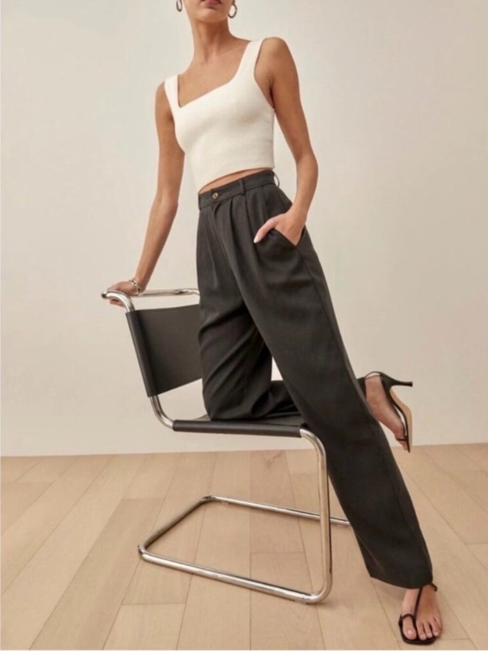 Reformation Petite Mason Pants Size 0 Faded Black Pleated Wide Leg Dark Academia